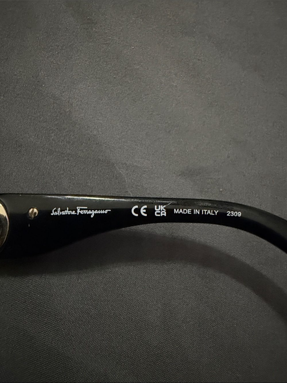 Salvatore Ferragamo oversized sunglasses 🕶️ - Picture 4 of 8
